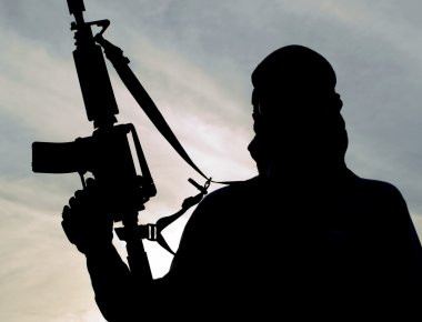 Πρώην μέλη του ISIS μιλούν για το λόγο που αποφάσισαν να λάβουν μέρος στον πόλεμο (βίντεο)